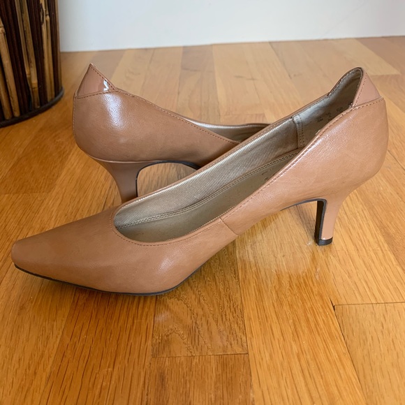 lifestride soft system pumps